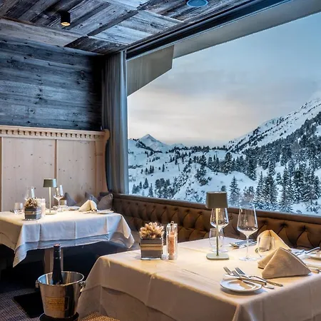 Kohlmayr Superior Hotel