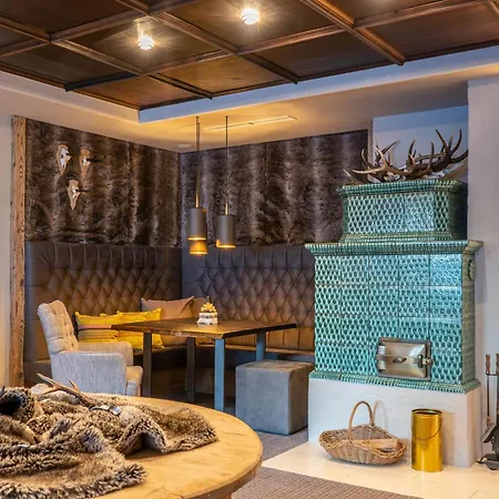 Kohlmayr Superior Hotel