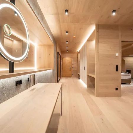 Hotel Kohlmayr Superior 4*
