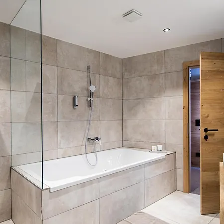 Kohlmayr Superior Hotell