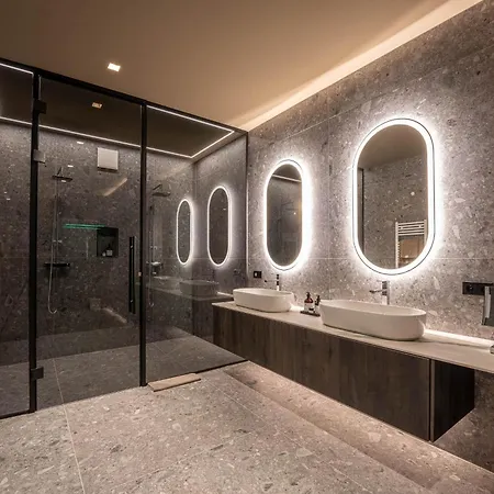 Hotel Kohlmayr Superior 4*