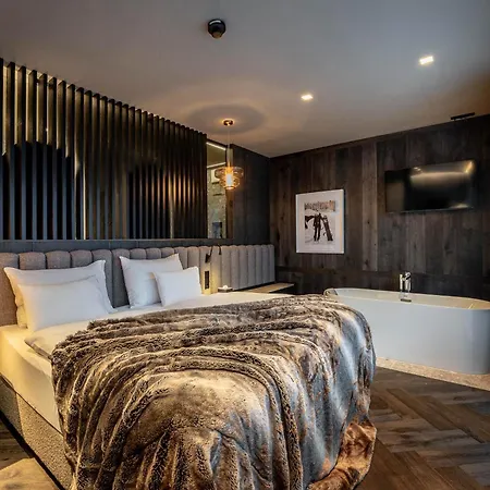 Kohlmayr Superior Hotell 4*